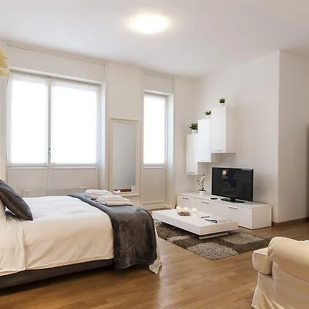 Royal Suites *