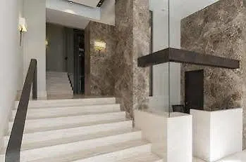 Royal Suites Hotel *