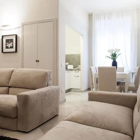 Hotel Royal Suites