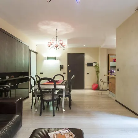 Royal Suites Hotel