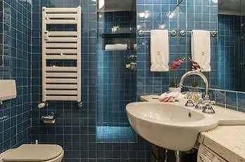 酒店 Royal Suites *