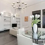 Отель Royal Suites