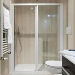 Royal Suites Отель