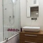 Отель Royal Suites