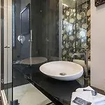 Royal Suites Отель