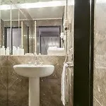 Royal Suites Отель Милан