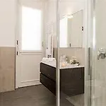 Отель Royal Suites