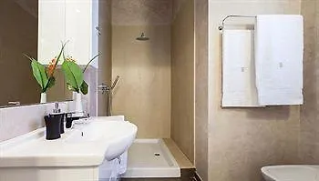 Отель Royal Suites