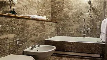 Royal Suites Отель
