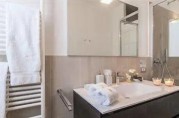 Royal Suites Отель *