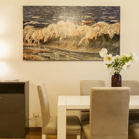Royal Suites Отель *