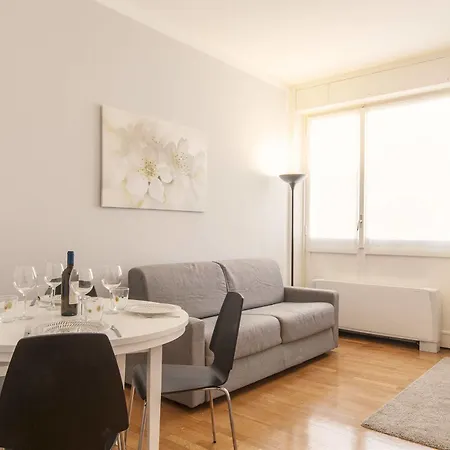 Royal Suites Отель *